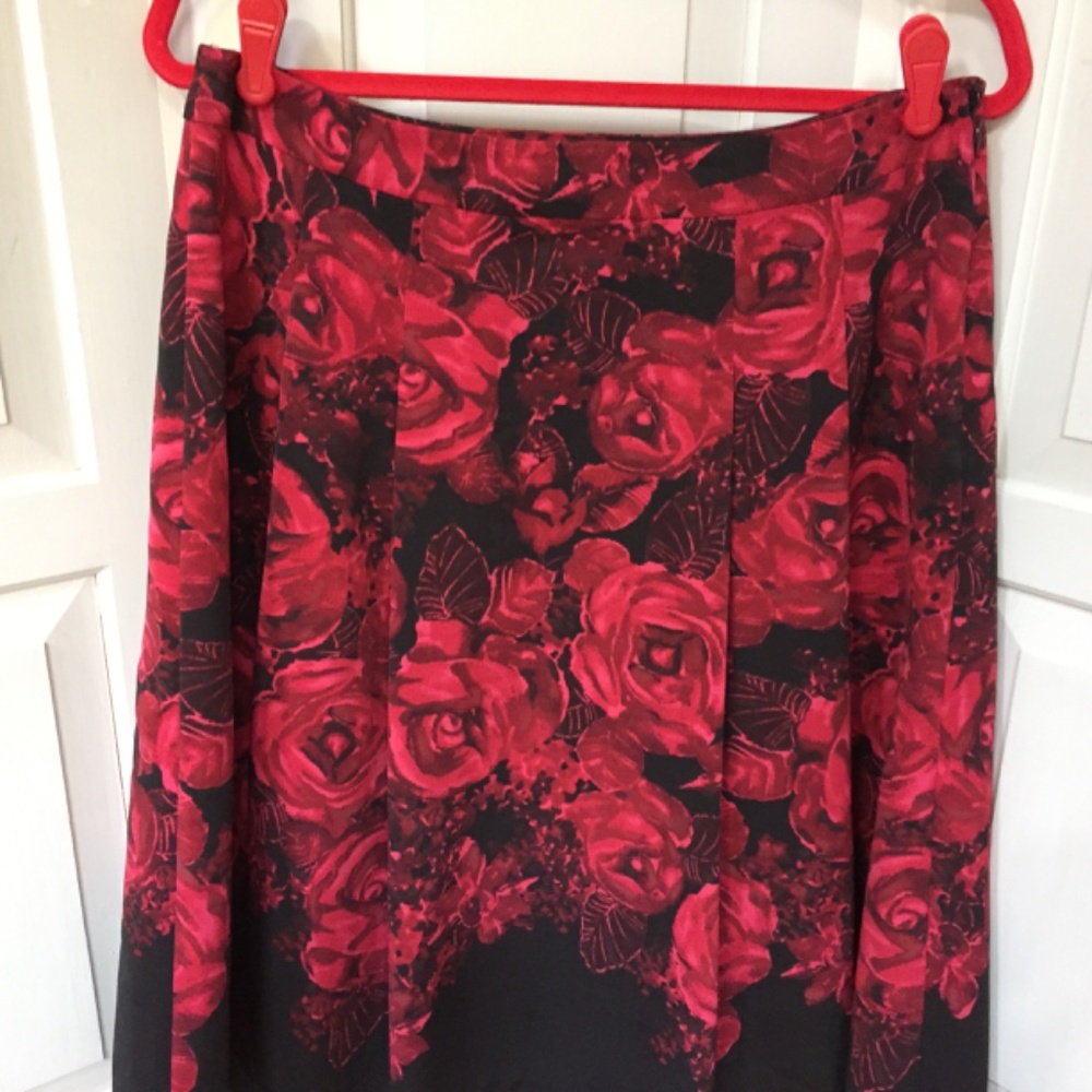 Talbots Red and Black Floral A-Line Skirt - Picture 3 of 16